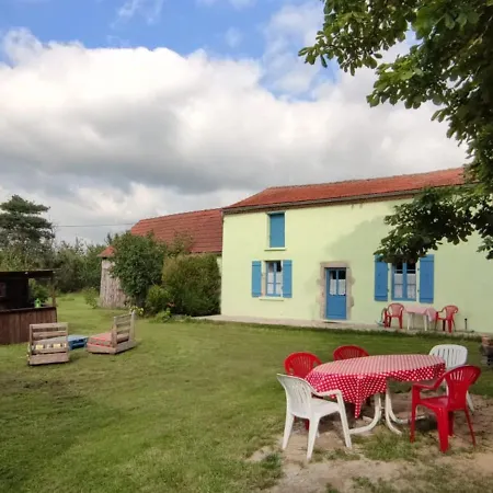 Tatil Evi Ancienne Ferme Independante Pres De Brout-vernet, Grand Jardin, Cuisine Equipee, Wi-fi, Terrasse, Barbecue - Fr-1-489-316